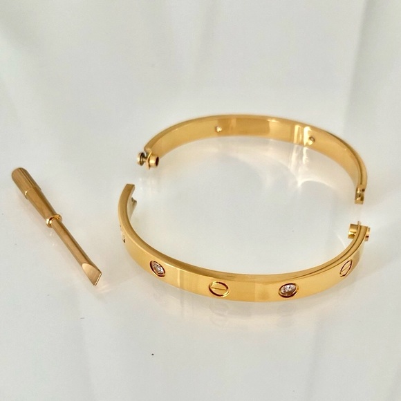 Gold Screw Bracelet 4 Zirconia Classic Model - Picture 9 of 11